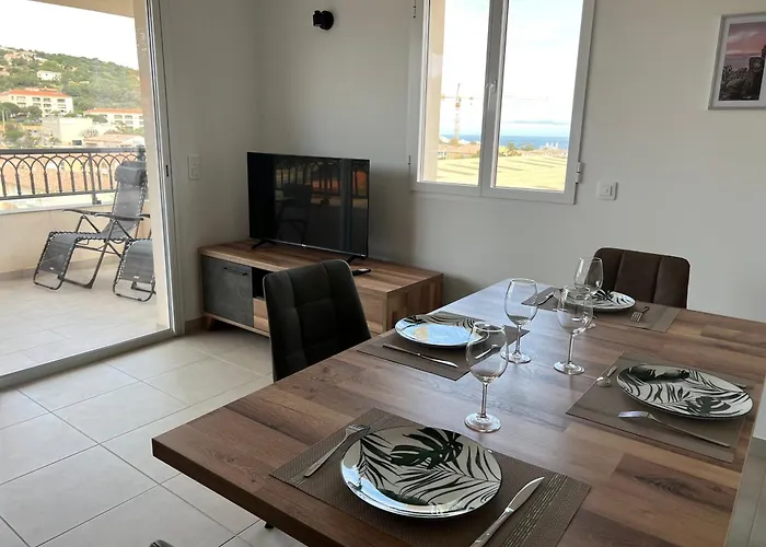 Grand T2 Classe 3 Etoiles Dans De Standing LʼÎle-Rousse