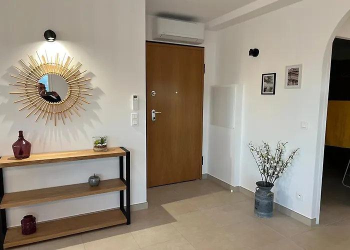 Grand T2 Classe 3 Etoiles Dans De Standing * LʼÎle-Rousse