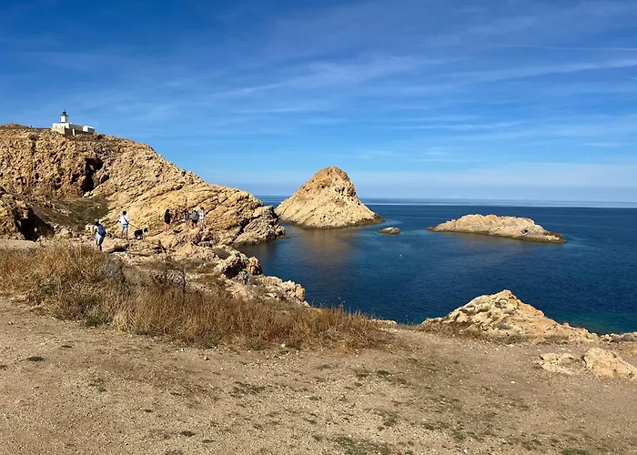 Grand T2 Classe 3 Etoiles Dans De Standing * LʼÎle-Rousse